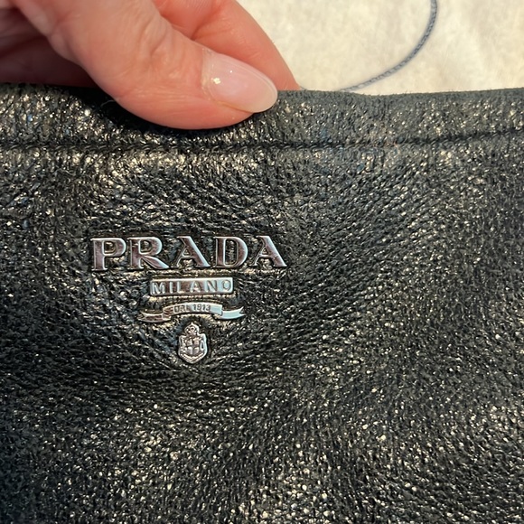 Authentic Prada Sacca Nero Lux shoulder bag with silver chain - Picture 2 of 13